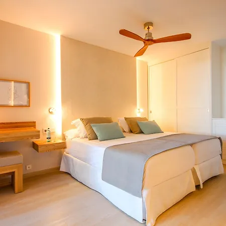 Blau Colonia Sant Jordi Отель