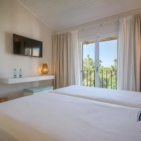 Отель Blau Colonia Sant Jordi Колонья Сант Джордин