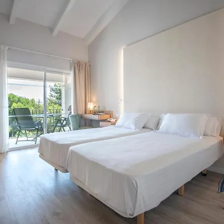 Otel Blau Colonia Sant Jordi 4*